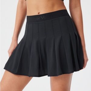 Outdoor Voices Sport 4" Skort Pleated Tennis Skirt Black Size Large